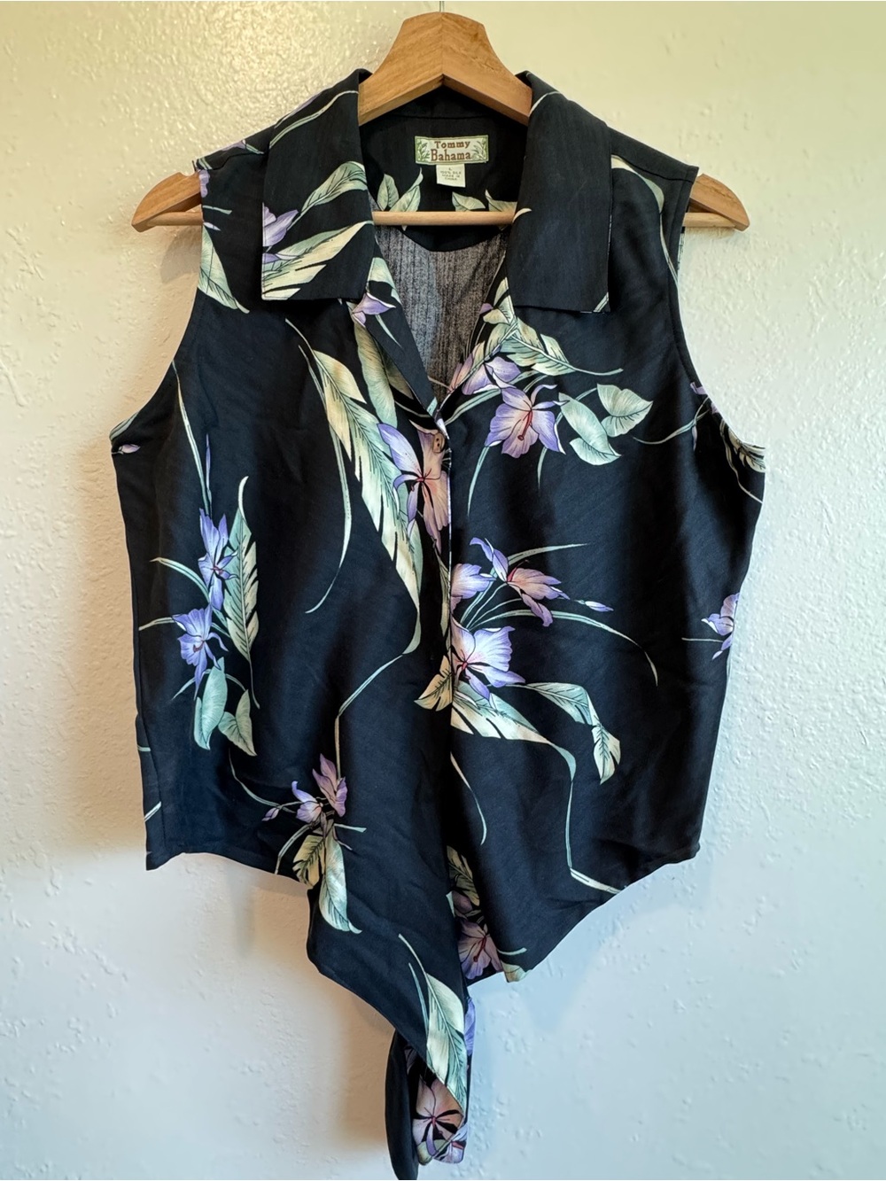 Tommy Bahama Black Floral 100% Silk Tie-Front Collar Vest / Top | Size L